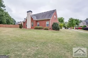 1190 Brookshire Dr, Bogart, GA 30622 - Photo 3