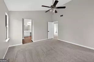 1142 Chapman Cir, Stone Mountain, GA 30088 - Photo 19