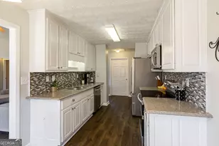 200 Queensland Ln, Covington, GA 30016 - Photo 13