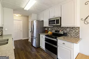 200 Queensland Ln, Covington, GA 30016 - Photo 11