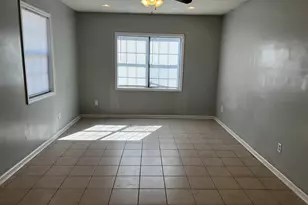 10 Crestwood Cir, Valdosta, GA 31602 - Photo 7