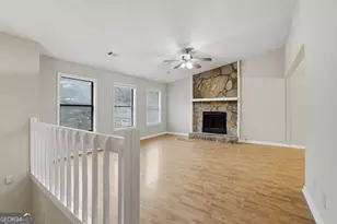 5447 Pepperwood Ct, Stone Mountain, GA 30087 - Photo 9