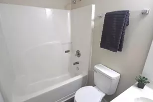 946 Century Oak Dr, Winder, GA 30680 - Photo 25