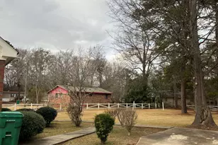 124 W Hogan Rd, Eatonton, GA 31024 - Photo 3