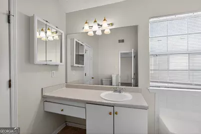 2549 Feywood Court, Lithonia, GA 30058 - Photo 33