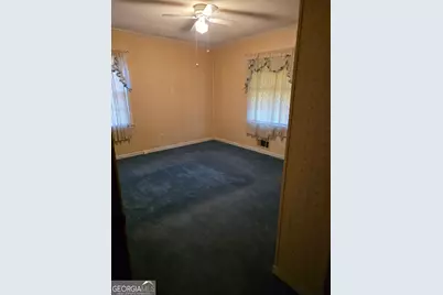 1100 N Parkwood Drive, Forest Park, GA 30297 - Photo 9