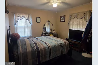 1100 N Parkwood Drive, Forest Park, GA 30297 - Photo 9