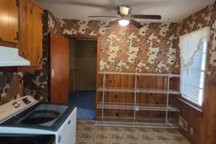 1100 N Parkwood Dr, Forest Park, GA 30297 - Photo 7