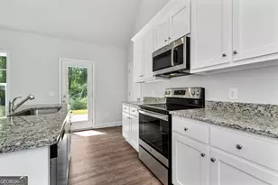 437 Equestrian Walk, Winder, GA 30680 - Photo 15