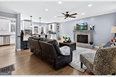 435 Hampton Green, Peachtree City, GA 30269 - Photo 7