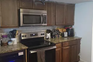 125 Governors Dr, Forest Park, GA 30297 - Photo 9