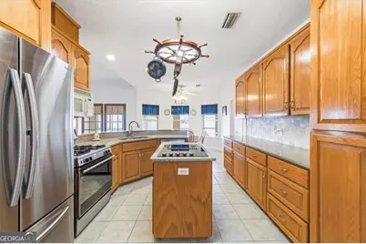 2127 Charing, Brunswick, GA 31525 - Photo 19