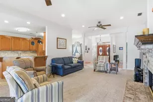 2127 Charing, Brunswick, GA 31525 - Photo 5