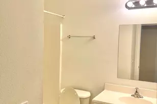 409 Lawnwood Ct, Kingsland, GA 31548 - Photo 11