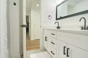 280 W Lake Dr NW, Atlanta, GA 30314 - Photo 31