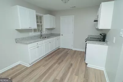 3323 E Victory Court, Macon, GA 31211 - Photo 9