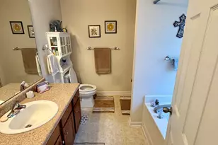 109 Kensington Ct, Mount Airy, GA 30563 - Photo 11