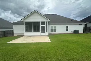 4953 Hatfield Cir, Hahira, GA 31632 - Photo 5