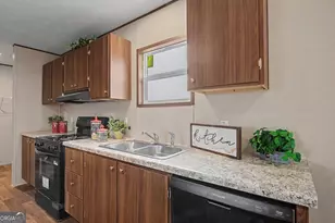 134 Robinson St, Waco, GA 30182 - Photo 9