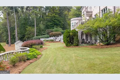 745 Brookwoods Trace, Sandy Springs, GA 30342 - Photo 13