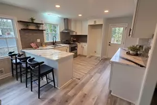 610 Glenforest Rd, Sandy Springs, GA 30328 - Photo 13