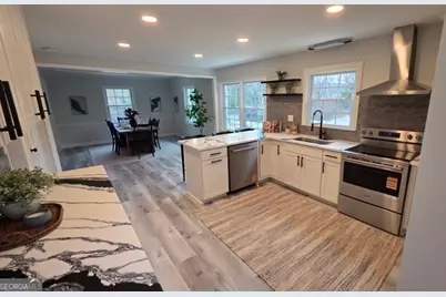 610 Glenforest Road, Sandy Springs, GA 30328 - Photo 15