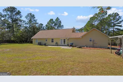 17 Jekyll Island Rd, Jesup, GA 31545 - Photo 27