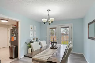 17 Jekyll Island Rd, Jesup, GA 31545 - Photo 11