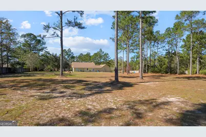 17 Jekyll Island Rd, Jesup, GA 31545 - Photo 29