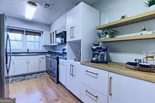 2451 Northlake Ct NE, Atlanta, GA 30345 - Photo 13