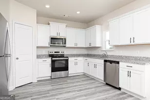 661 Mackenzie Cv, Villa Rica, GA 30180 - Photo 9