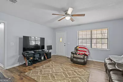 198 Greenwood Street, Jesup, GA 31545 - Photo 7