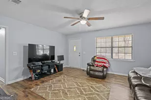 198 Greenwood St, Jesup, GA 31545 - Photo 7