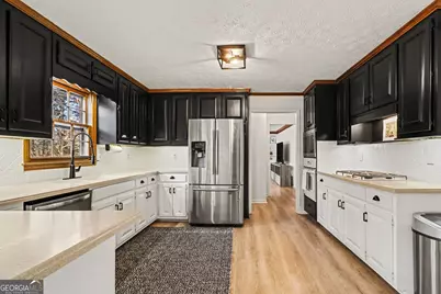 393 Westminister Lane SW, Lilburn, GA 30047 - Photo 17