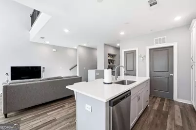 521 Burton Drive, Alpharetta, GA 30009 - Photo 9