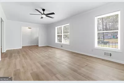 2275 Country Club Lane SW, Atlanta, GA 30311 - Photo 7