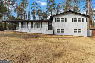 2275 Country Club Ln SW, Atlanta, GA 30311 - Photo 1