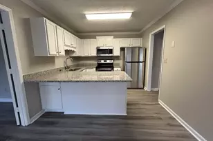 1014 Kathleen Ct, Roswell, GA 30075 - Photo 3