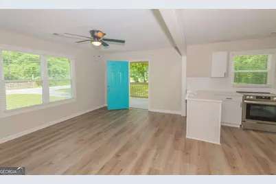 525 Baker Circle NW, Atlanta, GA 30318 - Photo 5