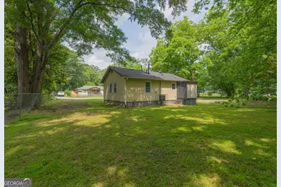 525 Baker Circle NW, Atlanta, GA 30318 - Photo 3