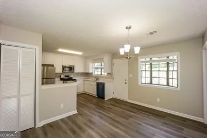 252 Windemere Way, Jonesboro, GA 30238 - Photo 5