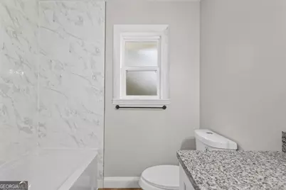 215 Glynn Street, Jesup, GA 31545 - Photo 15