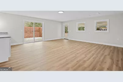 215 Glynn Street, Jesup, GA 31545 - Photo 9