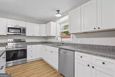 215 Glynn Street, Jesup, GA 31545 - Photo 7