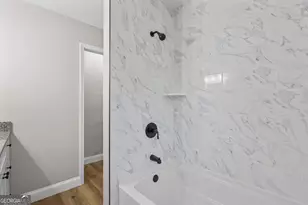 215 Glynn St, Jesup, GA 31545 - Photo 17