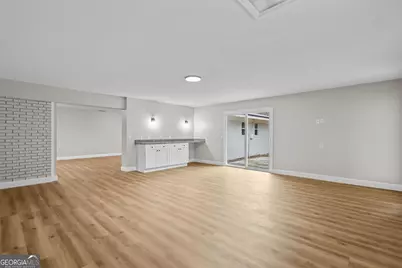 215 Glynn Street, Jesup, GA 31545 - Photo 11