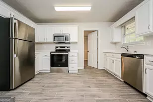 5236 Bailey Dr, Ellenwood, GA 30294 - Photo 5