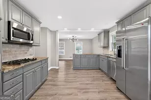 4554 S Landing Dr, Marietta, GA 30066 - Photo 15