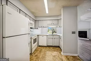 236 W Lakemont Dr, Kingsland, GA 31548 - Photo 13