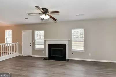 105 Wood Way, Fairburn, GA 30213 - Photo 5